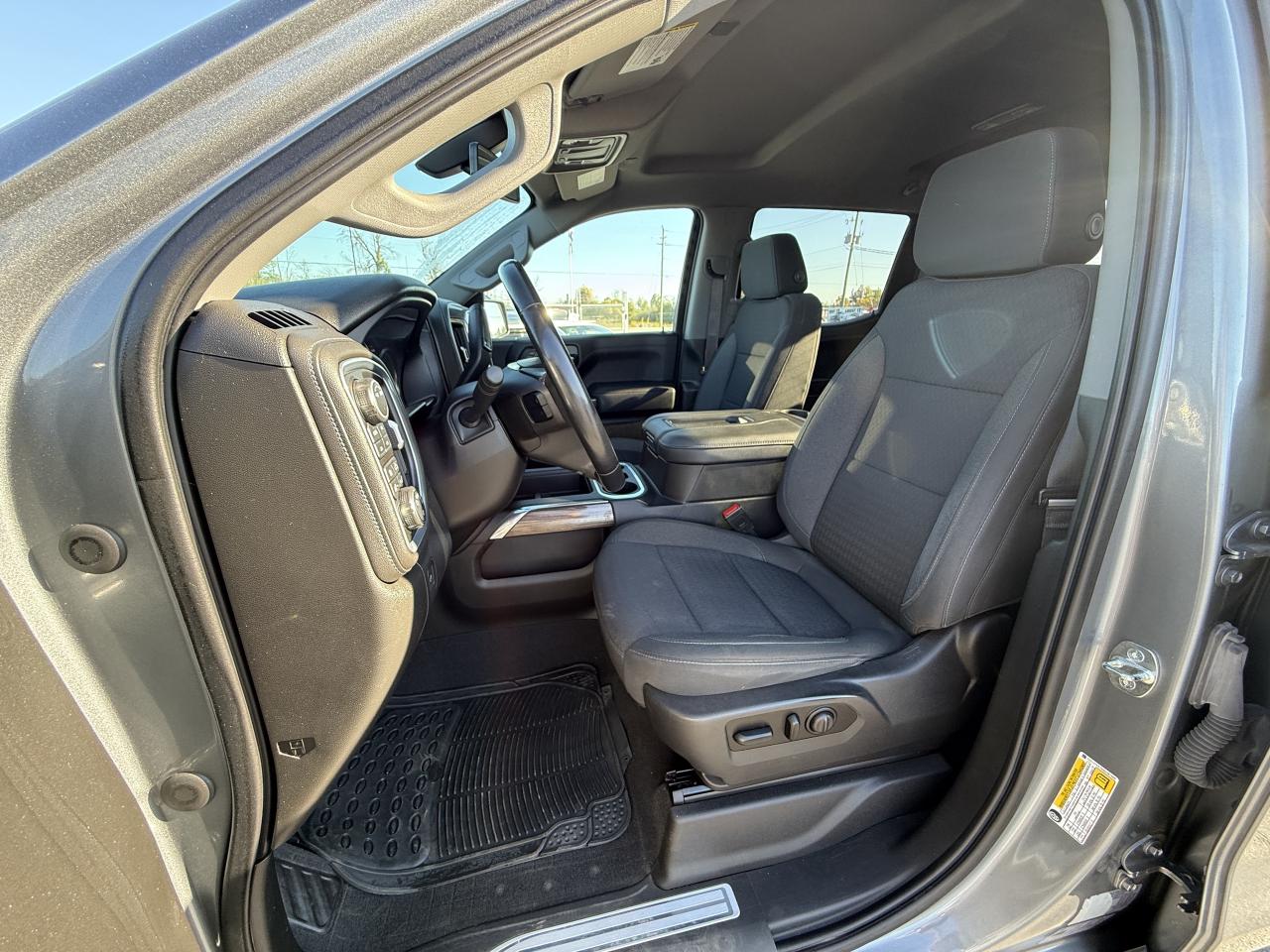 2021 Chevrolet Silverado 1500 RST DURAMAX DIESEL 4X4 Photo