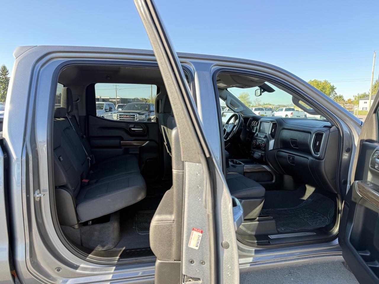 2021 Chevrolet Silverado 1500 RST DURAMAX DIESEL 4X4 Photo