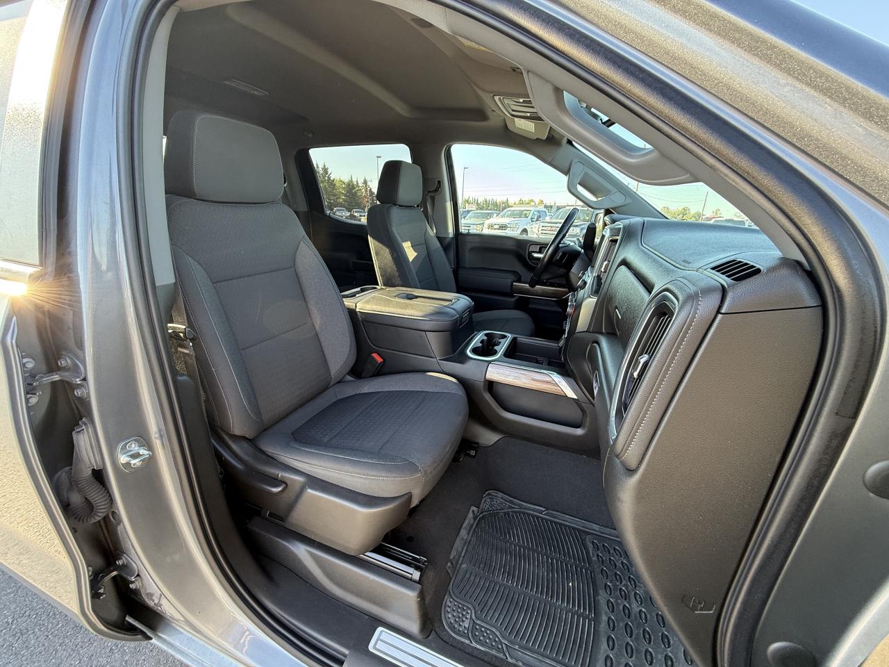 2021 Chevrolet Silverado 1500 RST DURAMAX DIESEL 4X4 Photo