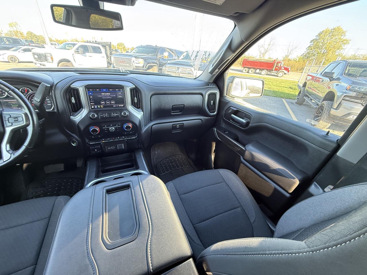 2021 Chevrolet Silverado 1500 RST DURAMAX DIESEL 4X4 Photo