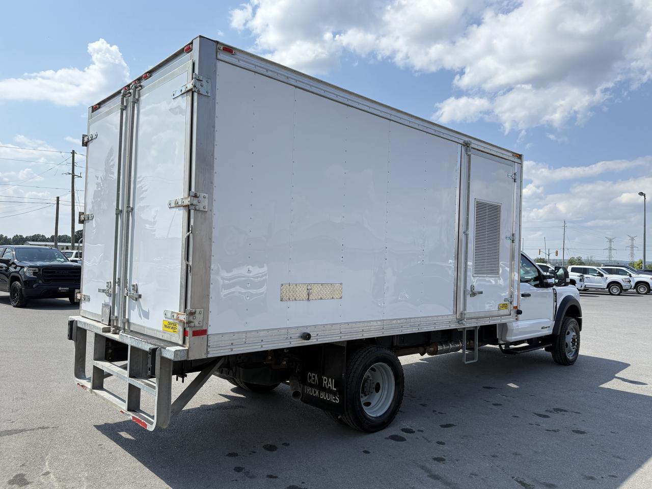 2023 Ford F-550 XL 4WD Reg Cab 193  WB 108  CA Photo