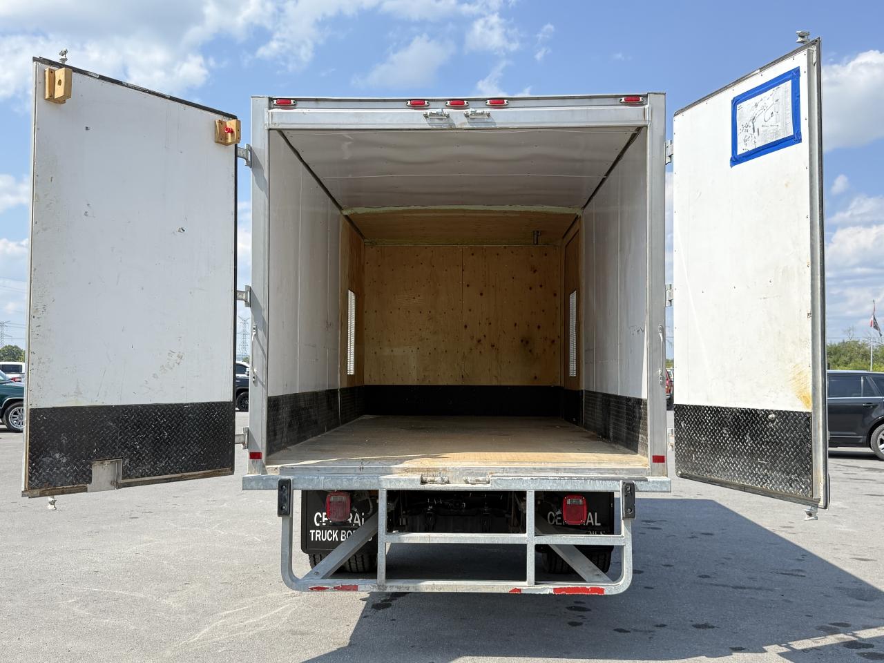 2023 Ford F-550 XL 4WD Reg Cab 193  WB 108  CA Photo