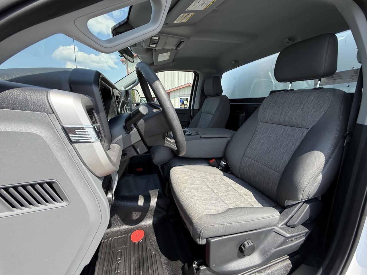 2023 Ford F-550 XL 4WD Reg Cab 193  WB 108  CA Photo