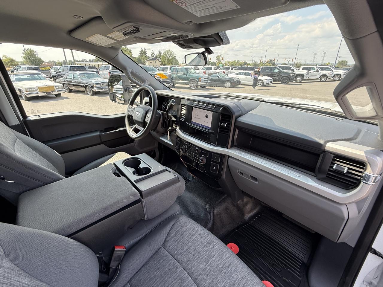 2023 Ford F-550 XL 4WD Reg Cab 193  WB 108  CA Photo