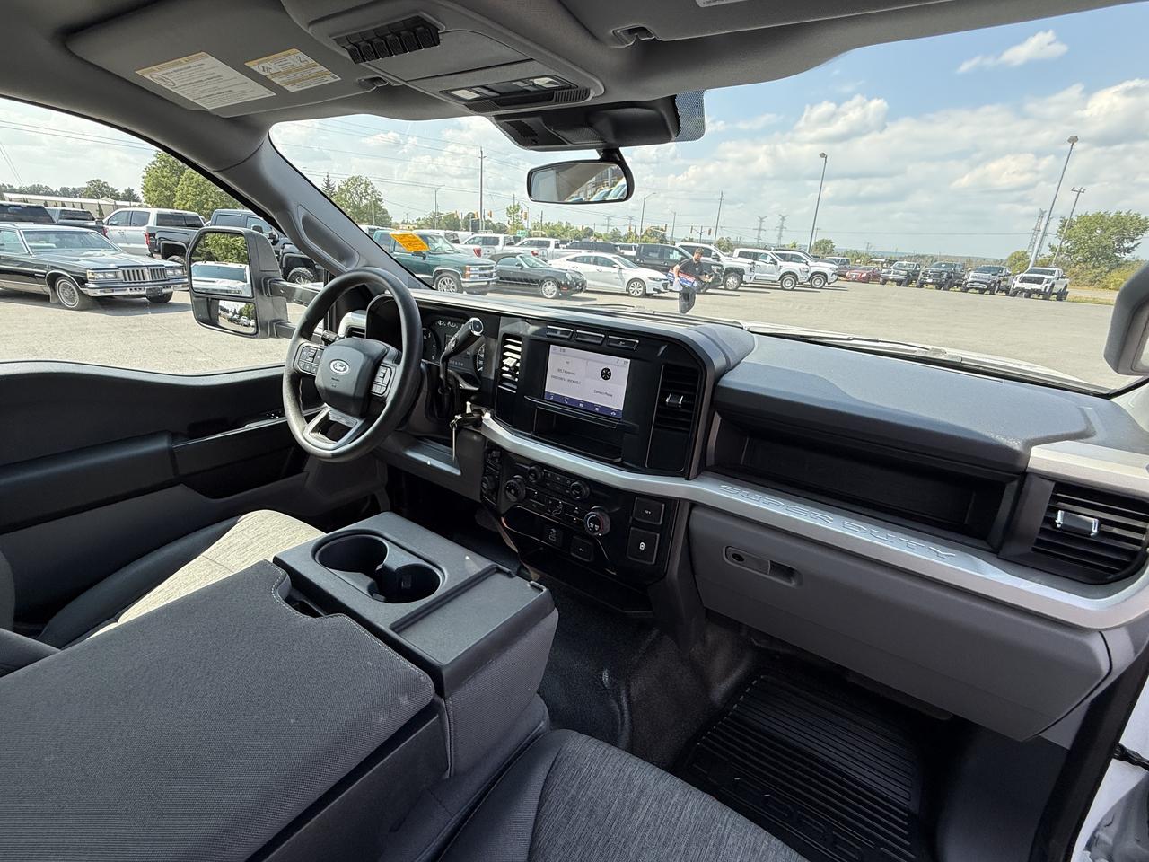 2023 Ford F-550 XL 4WD Reg Cab 193  WB 108  CA Photo