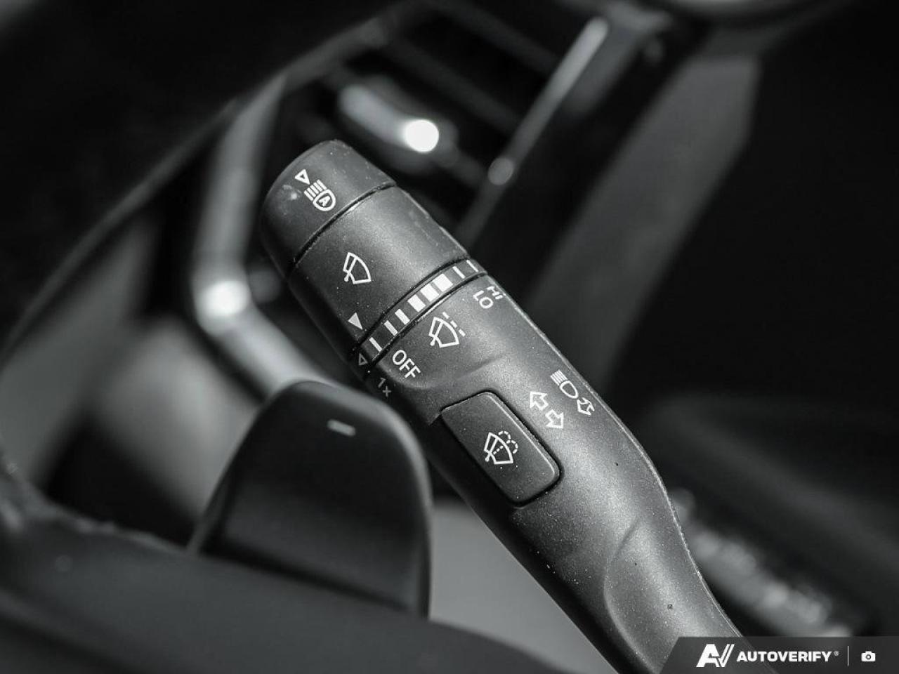 2023 GMC Sierra 1500 DenaliDENALI RESERVE, DURAMAX, 4X4, LOADED, 1-OWNE Photo