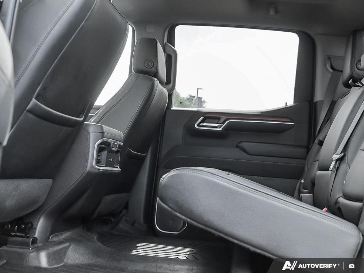 2023 GMC Sierra 1500 DenaliDENALI RESERVE, DURAMAX, 4X4, LOADED, 1-OWNE Photo