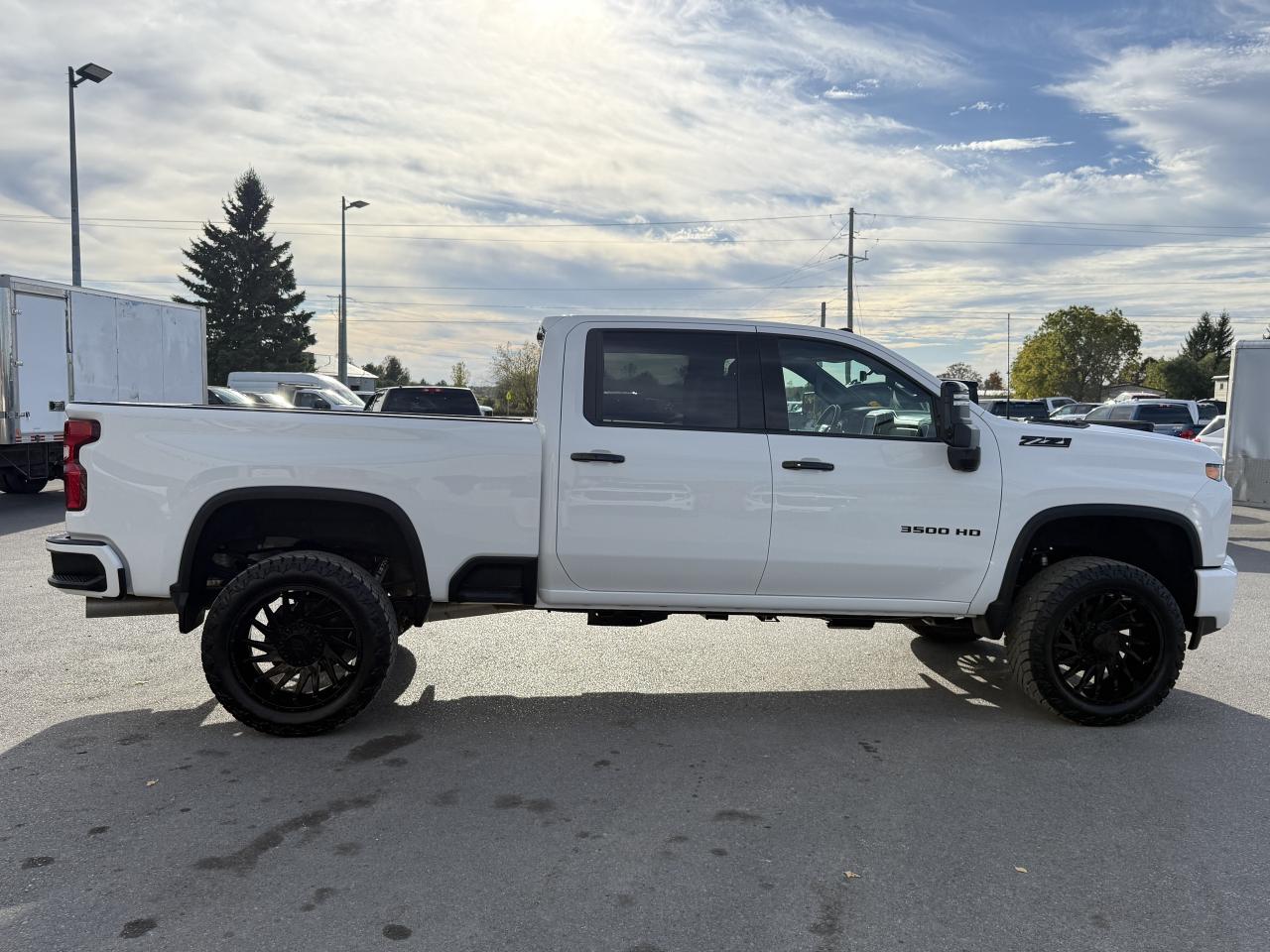 2022 Chevrolet Silverado 3500HD LTZ BDS LIFT/WHEEL/TIRE PKG!! Photo