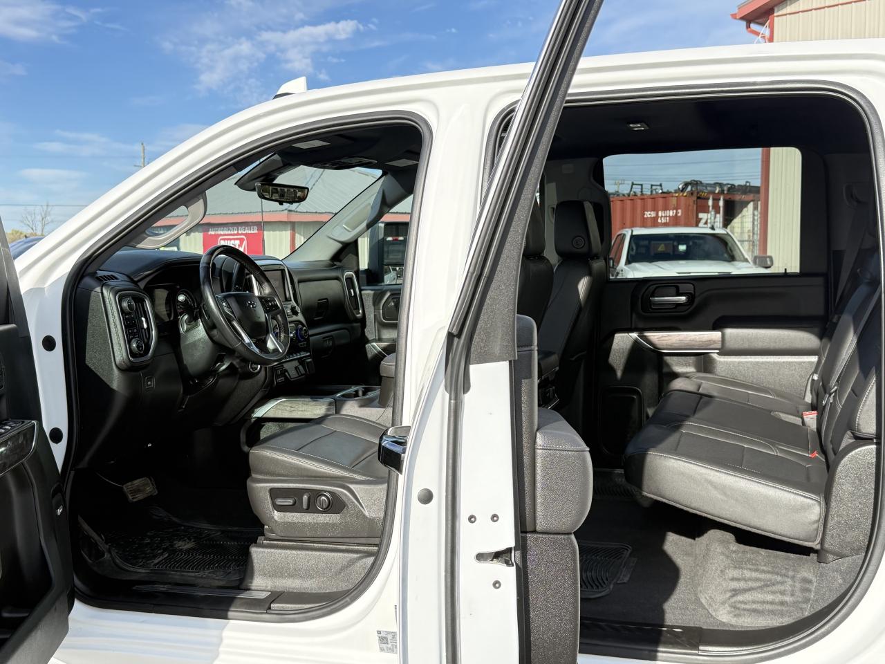 2022 Chevrolet Silverado 3500HD LTZ BDS LIFT/WHEEL/TIRE PKG!! Photo