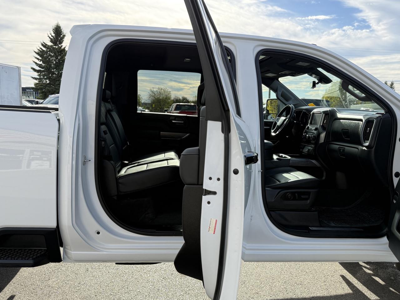 2022 Chevrolet Silverado 3500HD LTZ BDS LIFT/WHEEL/TIRE PKG!! Photo