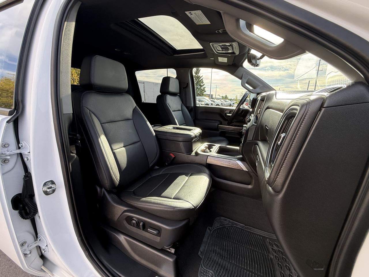 2022 Chevrolet Silverado 3500HD LTZ BDS LIFT/WHEEL/TIRE PKG!! Photo