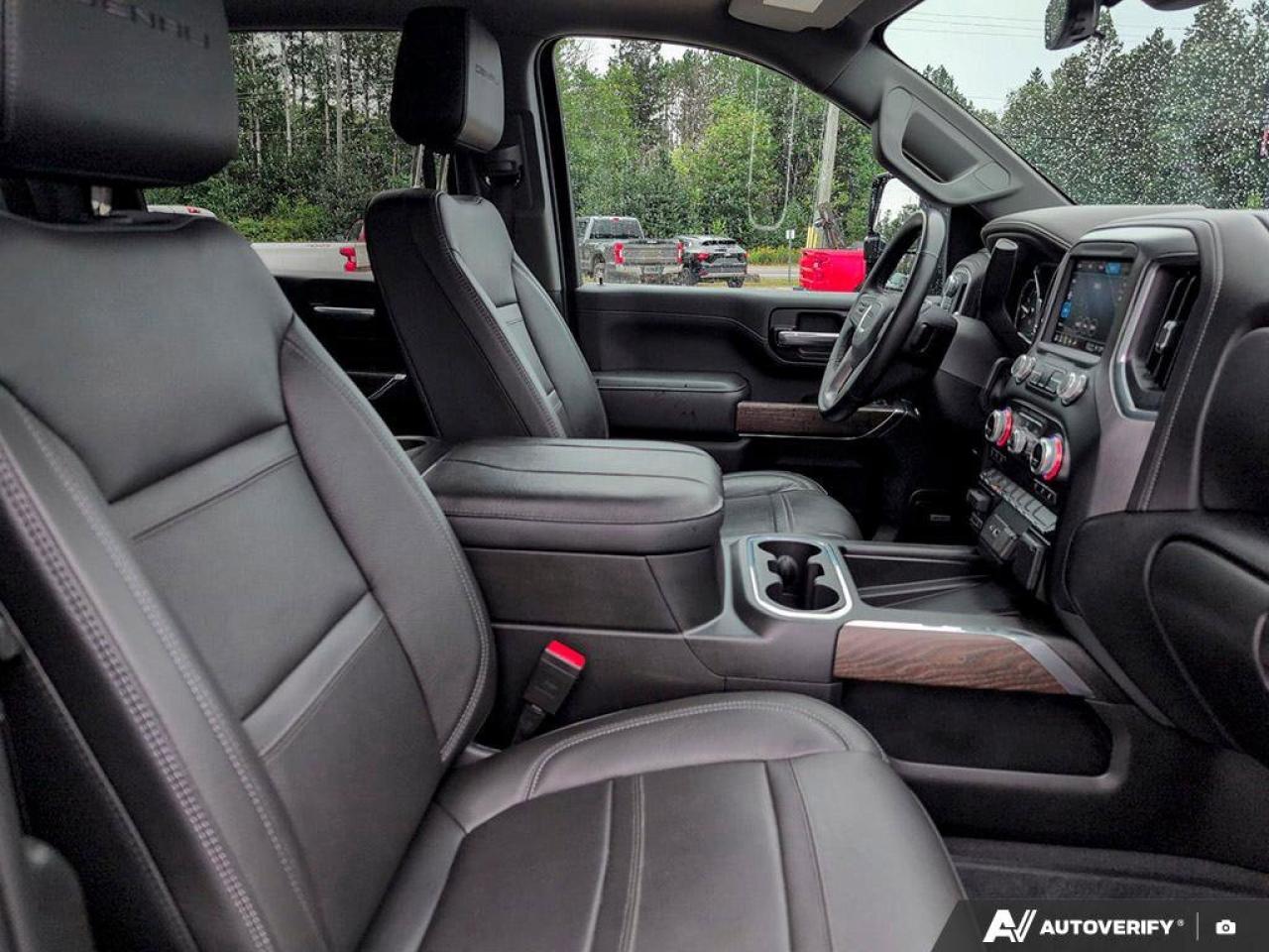 2023 GMC SIERRA 2500HD Denali  DENALI ULTIMATE PACKAGE   SUNROOF Photo