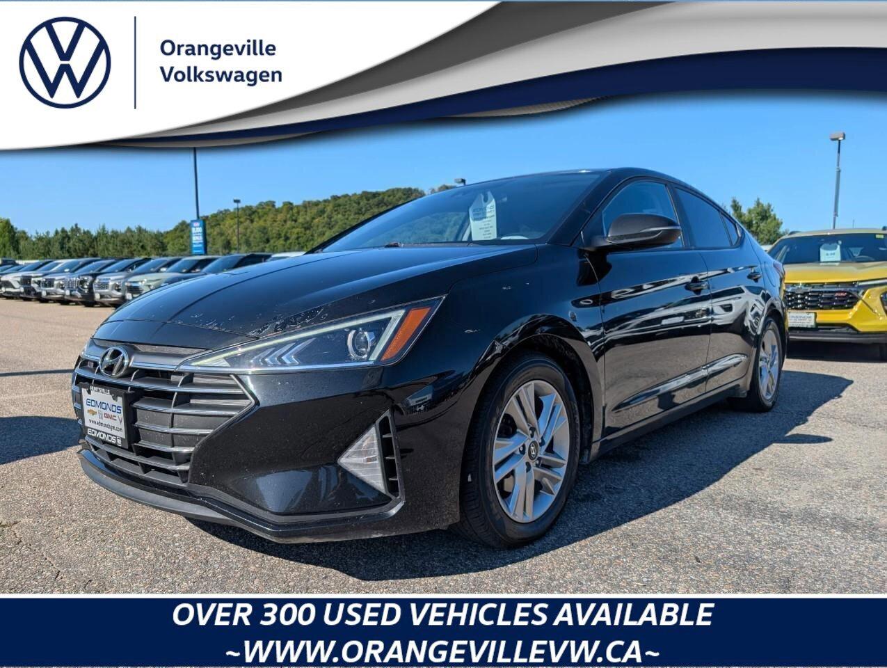 2020 Hyundai Elantra Preferred w/Sun & Safety Package  PREFERRED TRIM Photo0