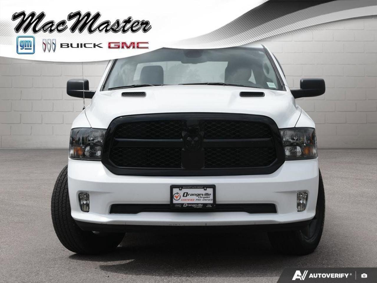2022 RAM 1500 Classic ExpressBLACK EXPRESS, NIGHT, CREW, 4X4, HEMI, HEAT Photo