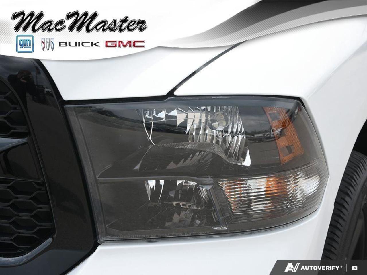 2022 RAM 1500 Classic ExpressBLACK EXPRESS, NIGHT, CREW, 4X4, HEMI, HEAT Photo