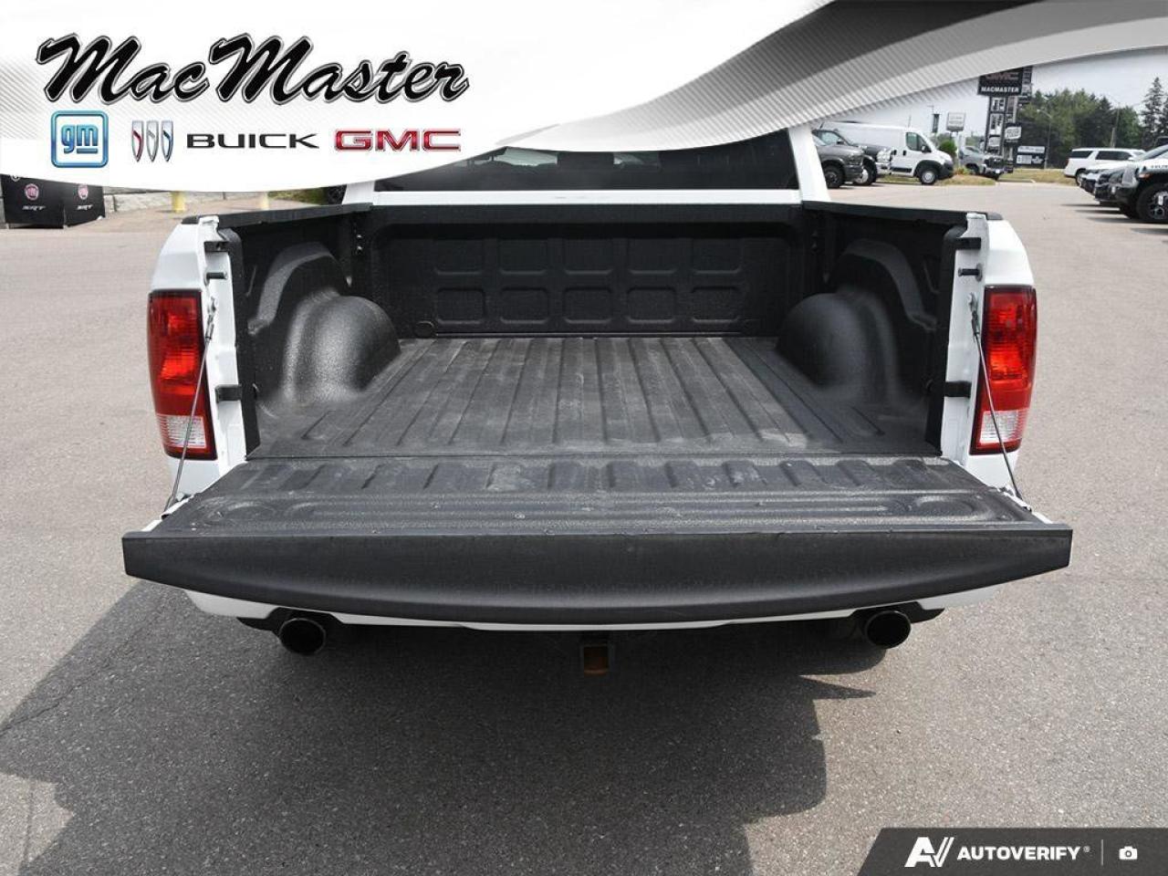 2022 RAM 1500 Classic ExpressBLACK EXPRESS, NIGHT, CREW, 4X4, HEMI, HEAT Photo