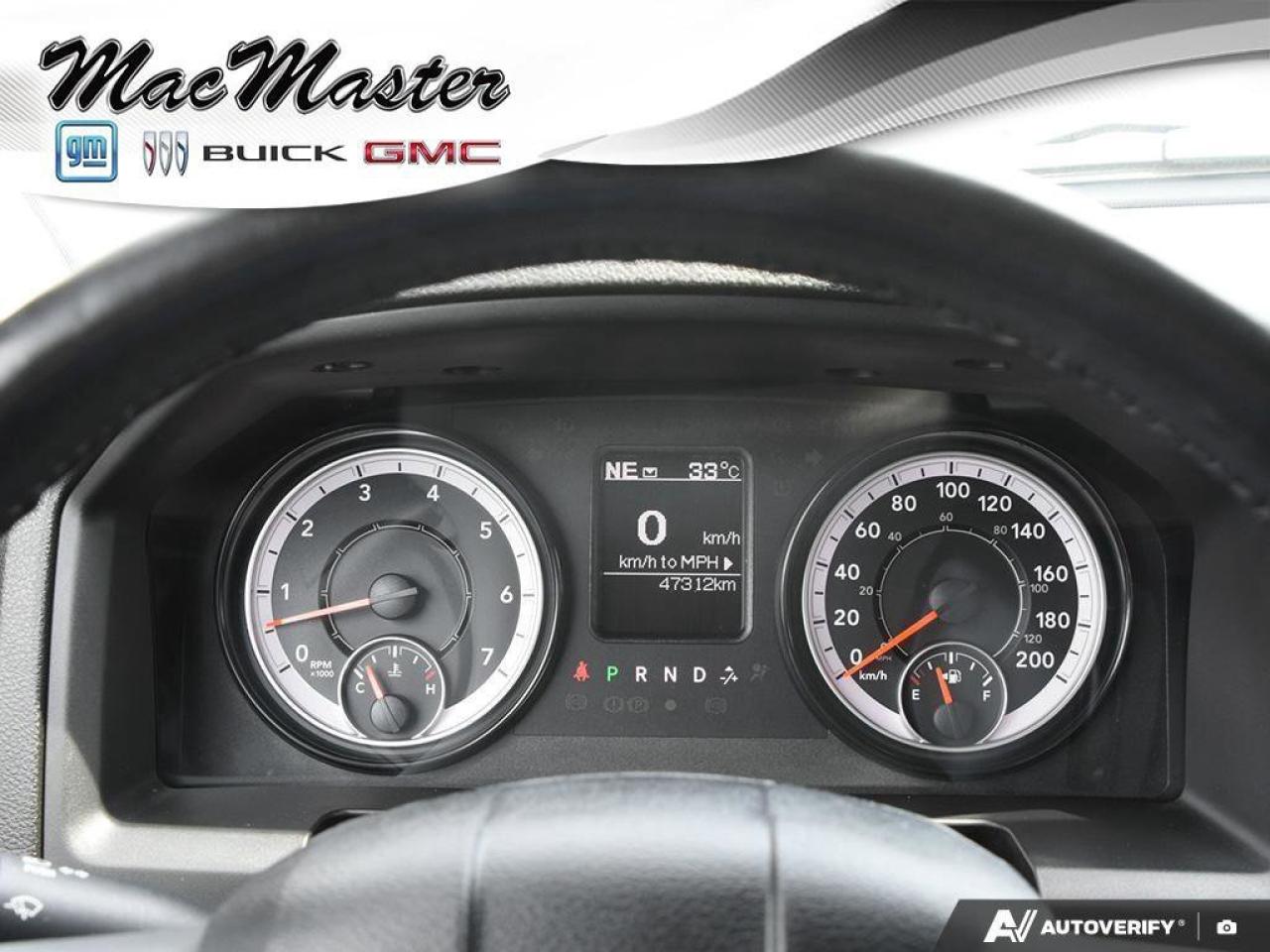 2022 RAM 1500 Classic ExpressBLACK EXPRESS, NIGHT, CREW, 4X4, HEMI, HEAT Photo