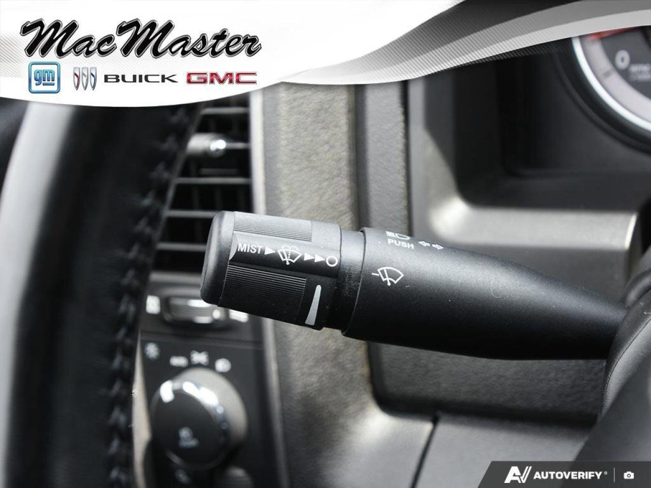 2022 RAM 1500 Classic ExpressBLACK EXPRESS, NIGHT, CREW, 4X4, HEMI, HEAT Photo