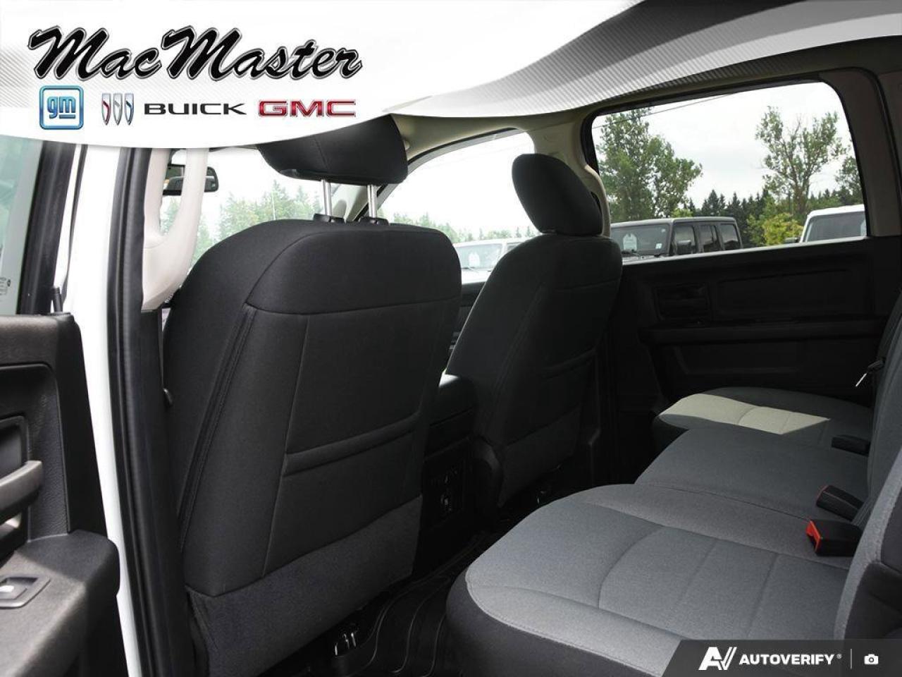 2022 RAM 1500 Classic ExpressBLACK EXPRESS, NIGHT, CREW, 4X4, HEMI, HEAT Photo