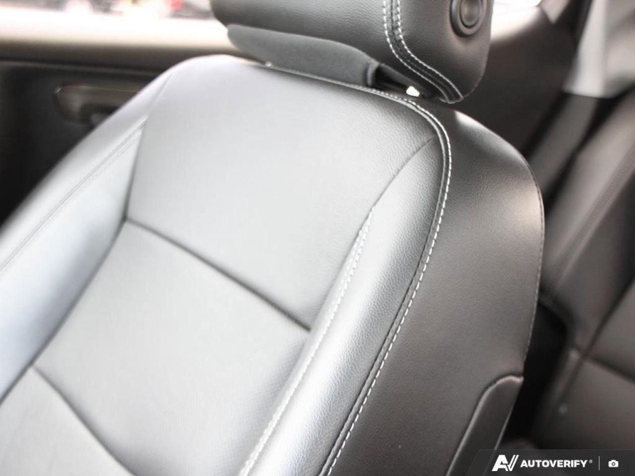 2022 GMC Terrain SLTSLT, 1.5T, NAV, ROOF, HTD LEATHER, 1-OWNER! Photo