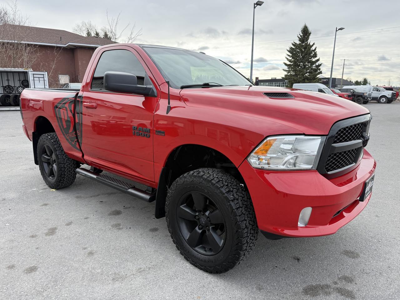 2016 RAM 1500 EXPRESS LIFT/WHEEL/TIRE/LEATHER PKG!! Photo