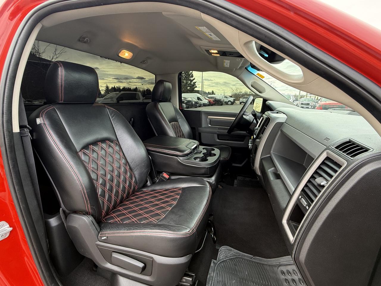 2016 RAM 1500 EXPRESS LIFT/WHEEL/TIRE/LEATHER PKG!! Photo