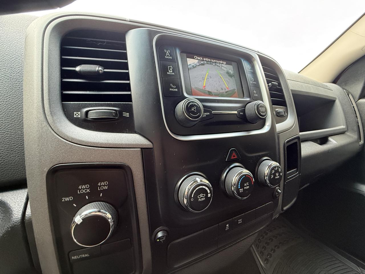 2016 RAM 1500 EXPRESS LIFT/WHEEL/TIRE/LEATHER PKG!! Photo