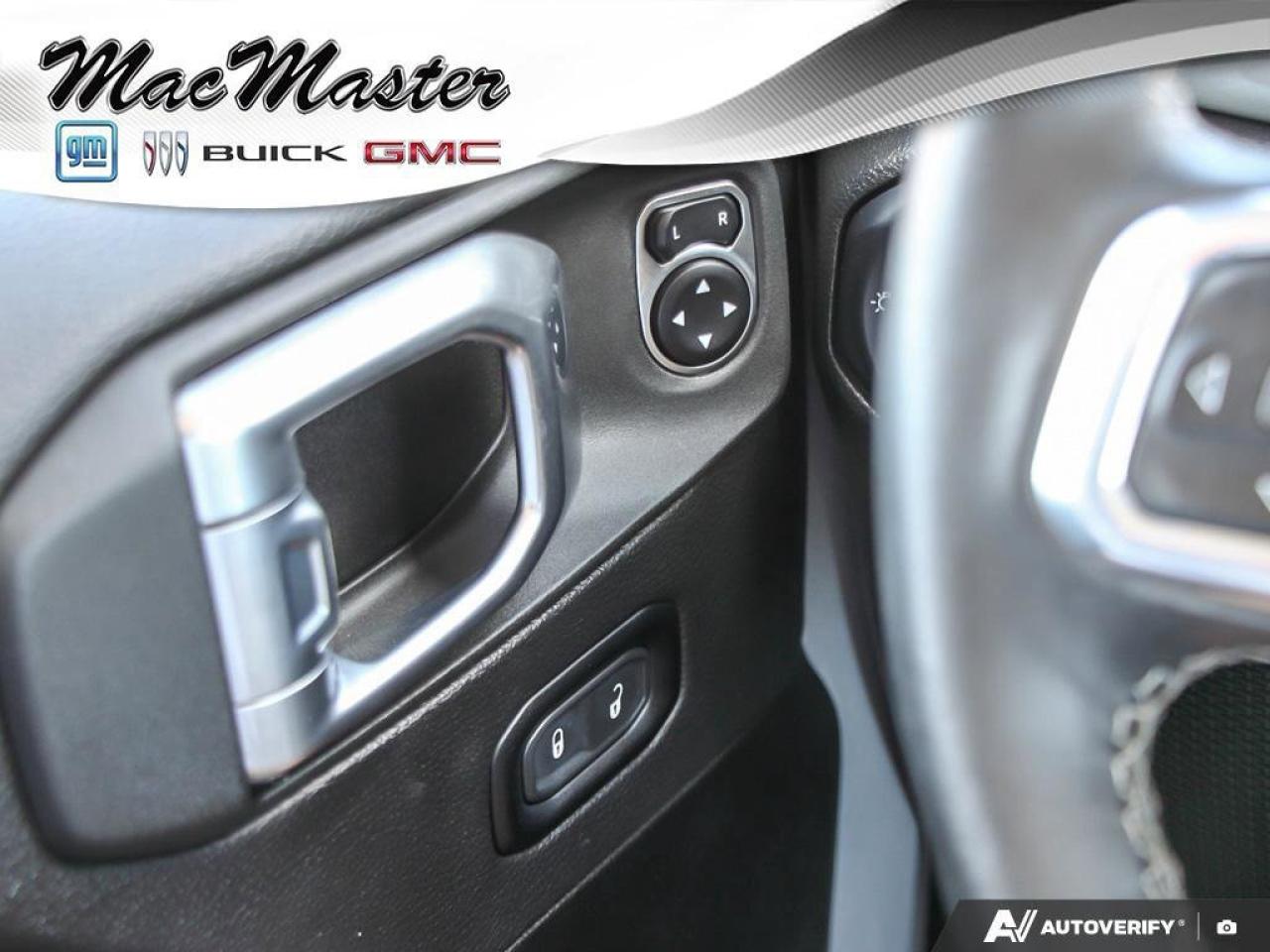 2023 Jeep Wrangler SaharaSAHARA, V6, 4X4, NAV, HEATED CLOTH, DUAL TOP Photo