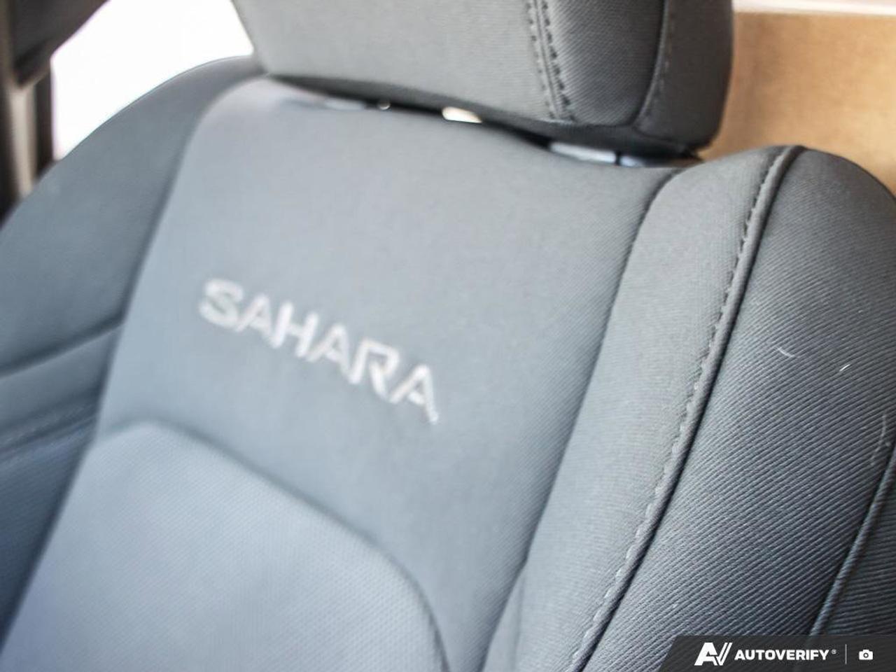 2023 Jeep Wrangler SaharaSAHARA, V6, 4X4, NAV, HEATED CLOTH, DUAL TOP Photo