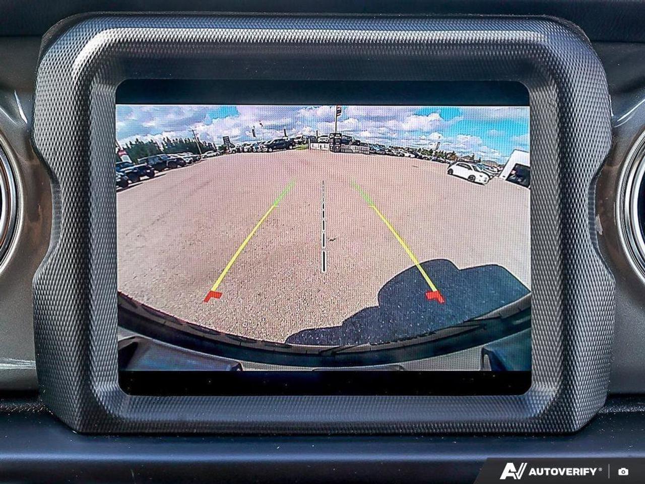 2022 Jeep Wrangler Unlimited SaharaSAHARA, 4X4, V6, NAV, HEATED CLOTH Photo