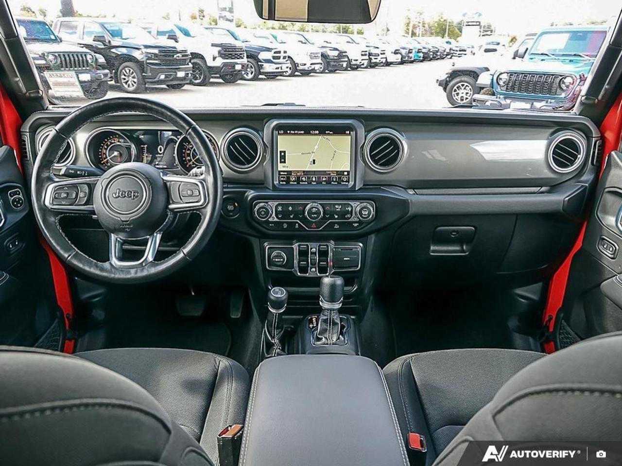 2022 Jeep Wrangler Unlimited SaharaSAHARA, 4X4, V6, NAV, HEATED CLOTH Photo