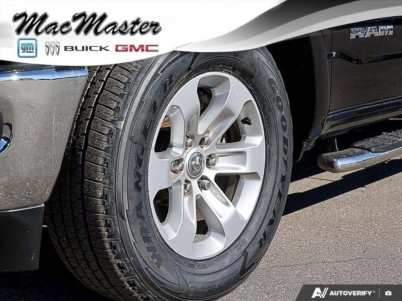 2022 RAM 1500 LaramieLARAMIE, CREW, 4X4, HEMI, NAV, HTD/COOL LEA Photo