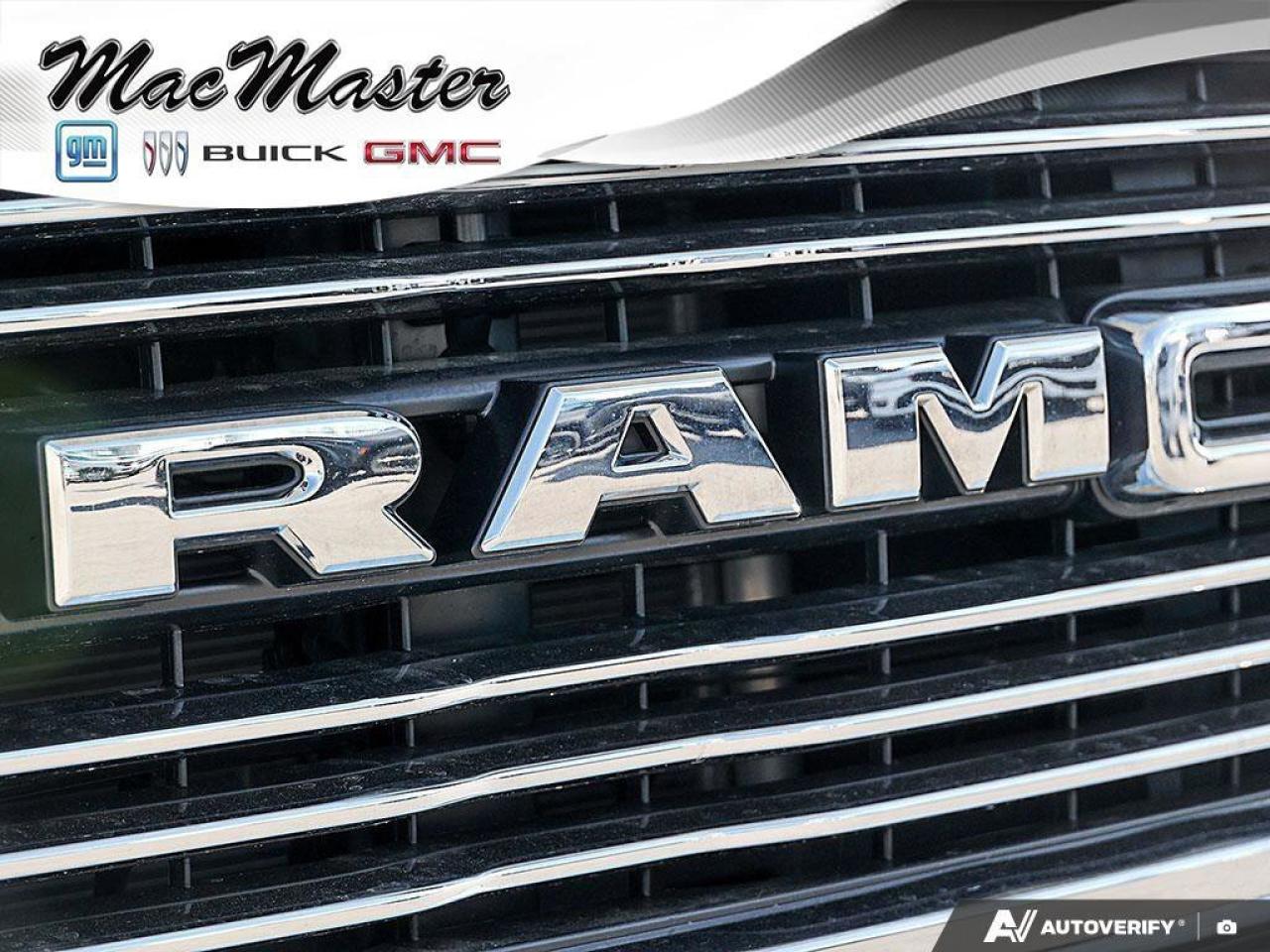 2022 RAM 1500 LaramieLARAMIE, CREW, 4X4, HEMI, NAV, HTD/COOL LEA Photo