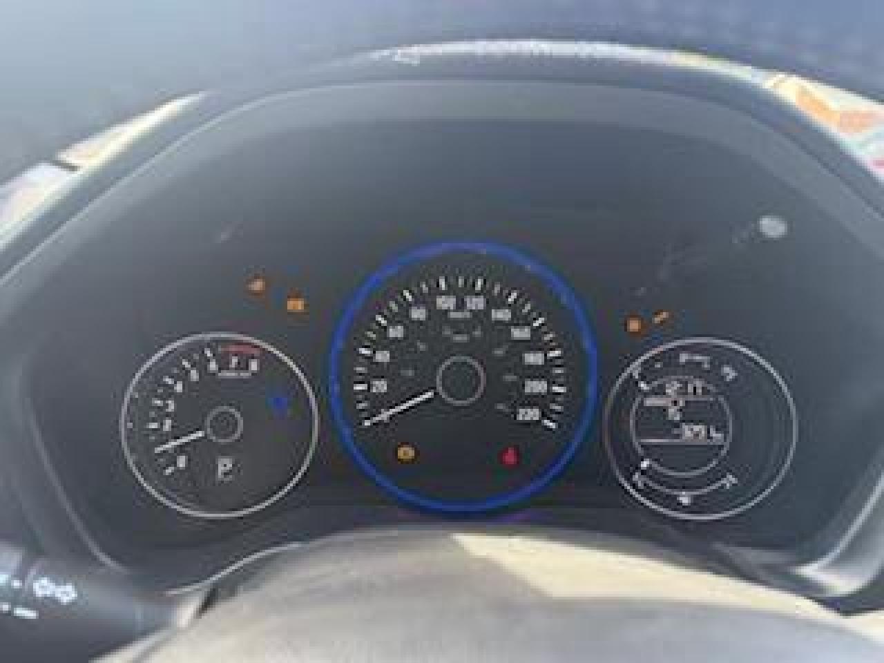 2017 Honda HR-V EX-L   AS IS   AS TRADED    NEEDS SOME LOVE Photo