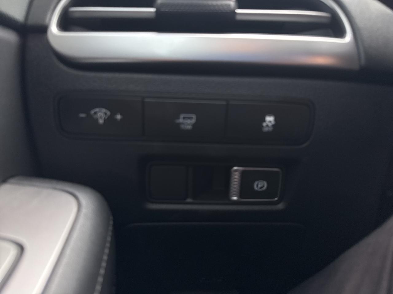 2023 Hyundai PALISADE PREFERRED 8 PASS AWD 4.99%* Photo