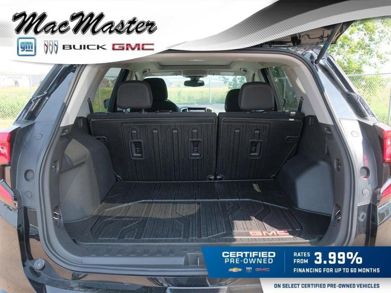 2023 GMC Terrain SLESLE ELEVATION, AWD, NAV, ROOF, HTD CLOTH, 1-OWN Photo