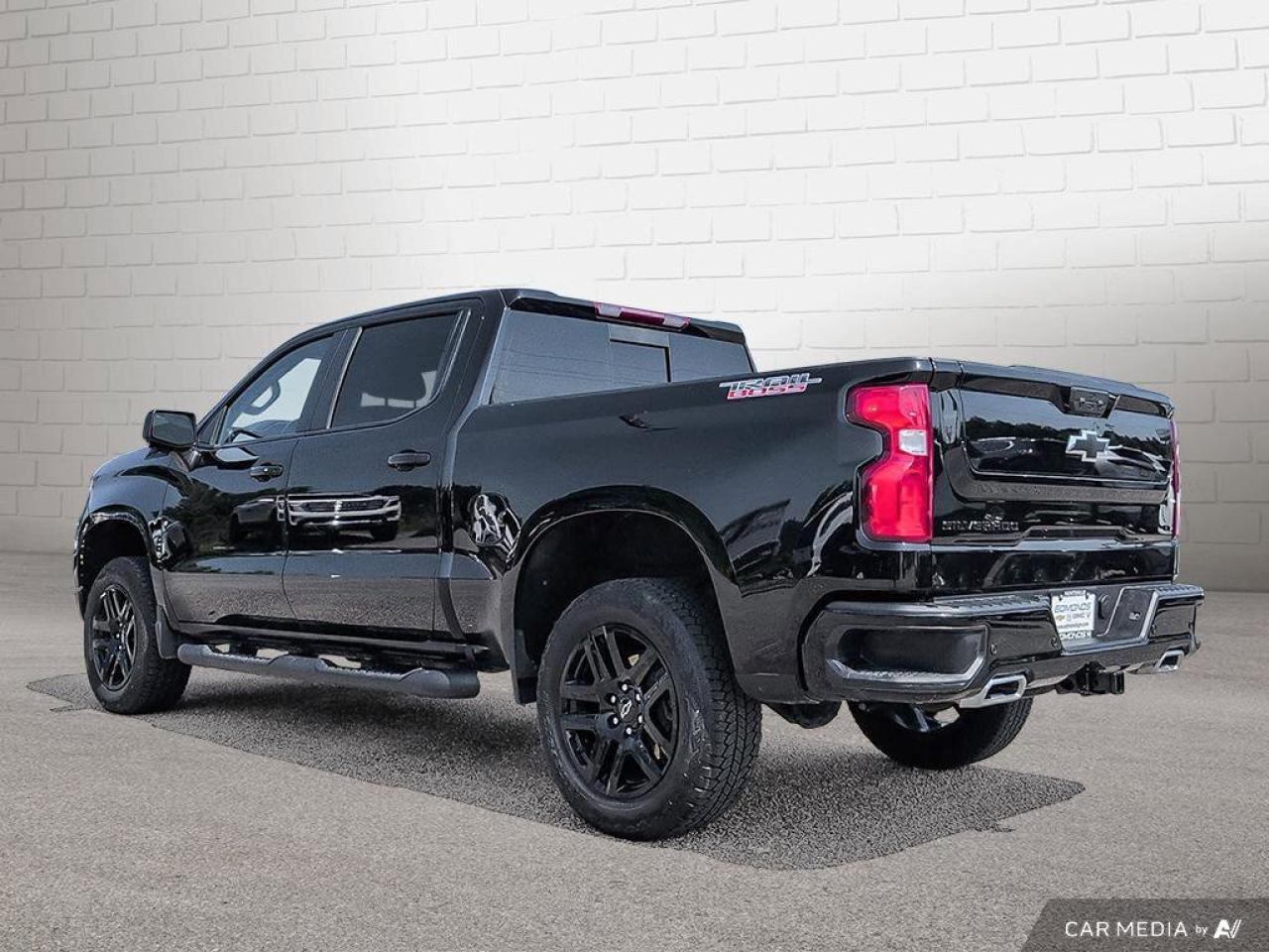 2024 Chevrolet Silverado 1500 LT Trail BossTrail Boss   Trailer Brake Controller Photo2