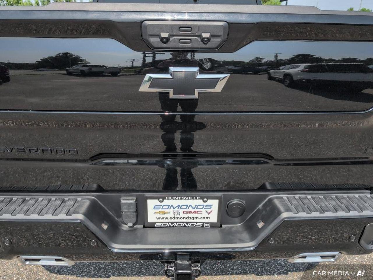 2024 Chevrolet Silverado 1500 LT Trail BossTrail Boss   Trailer Brake Controller Photo