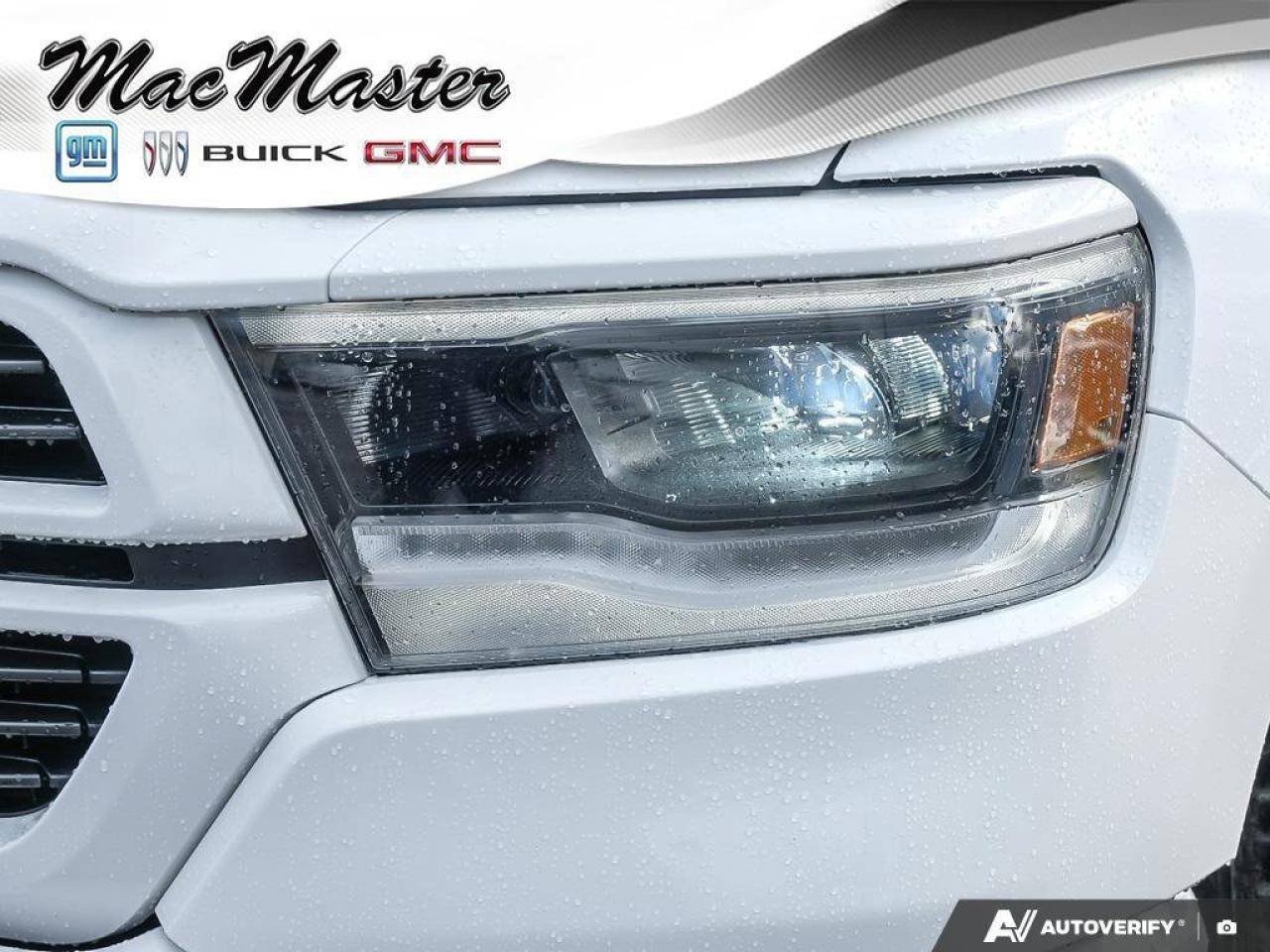 2022 RAM 1500 SportSPORT, CREW, 4X4, HEMI, NAV, HEATED SEATS, RE Photo