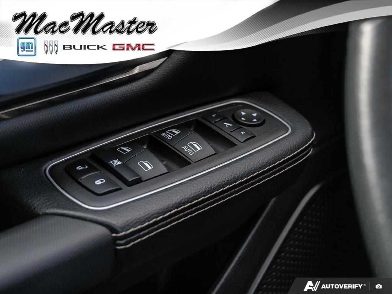 2022 RAM 1500 SportSPORT, CREW, 4X4, HEMI, NAV, HEATED SEATS, RE Photo