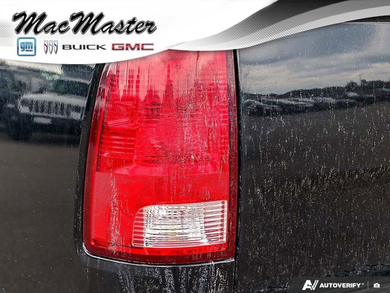 2022 RAM 1500 Classic SLTSLT BLACK, CREW, 4X4, HEMI, HEATED CLOTH, 1-OWN Photo