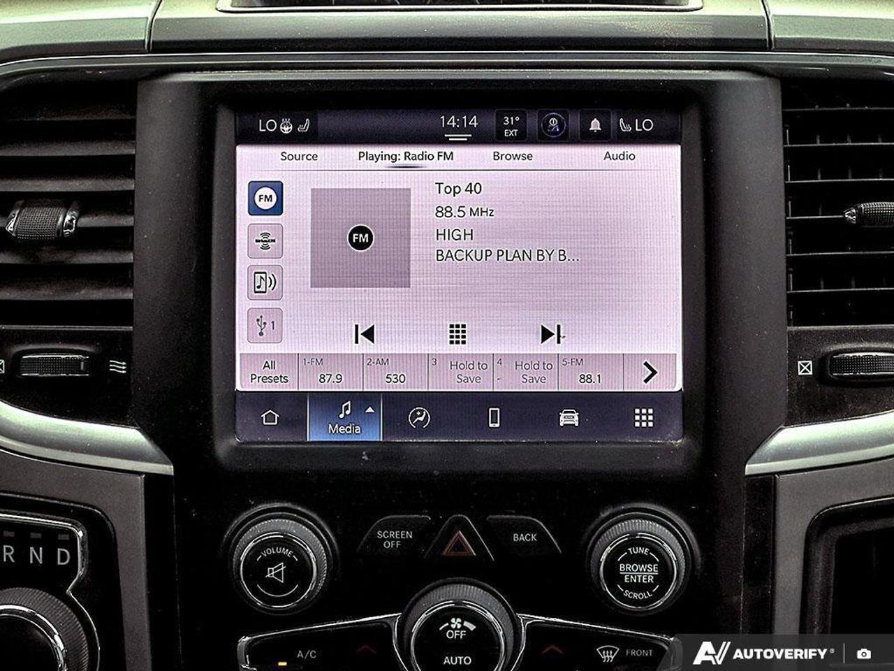 2022 RAM 1500 Classic SLTSLT BLACK, CREW, 4X4, HEMI, HEATED CLOTH, 1-OWN Photo