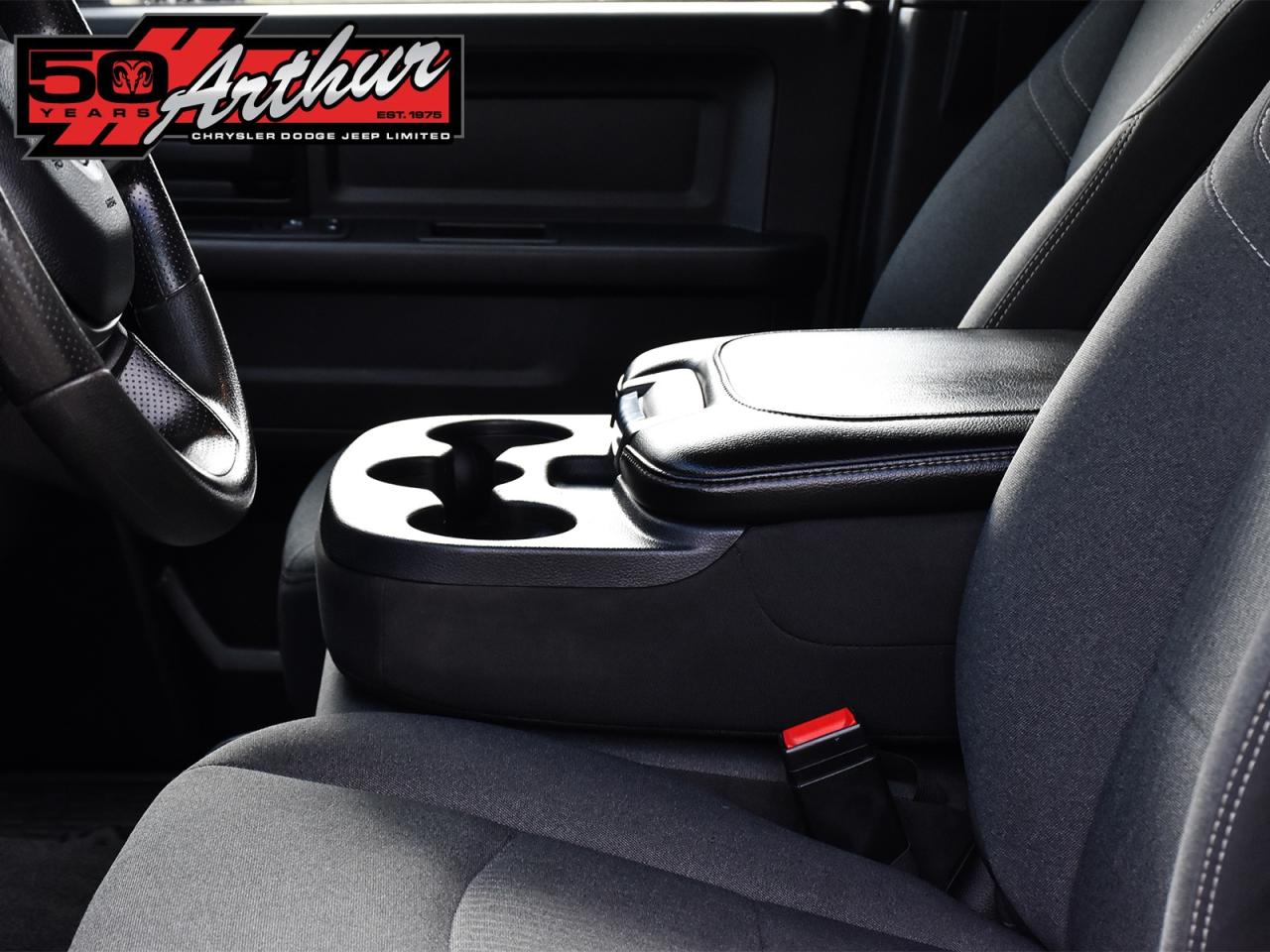 2023 RAM 3500 TRADESMAN CREW CAB 4X4 Photo