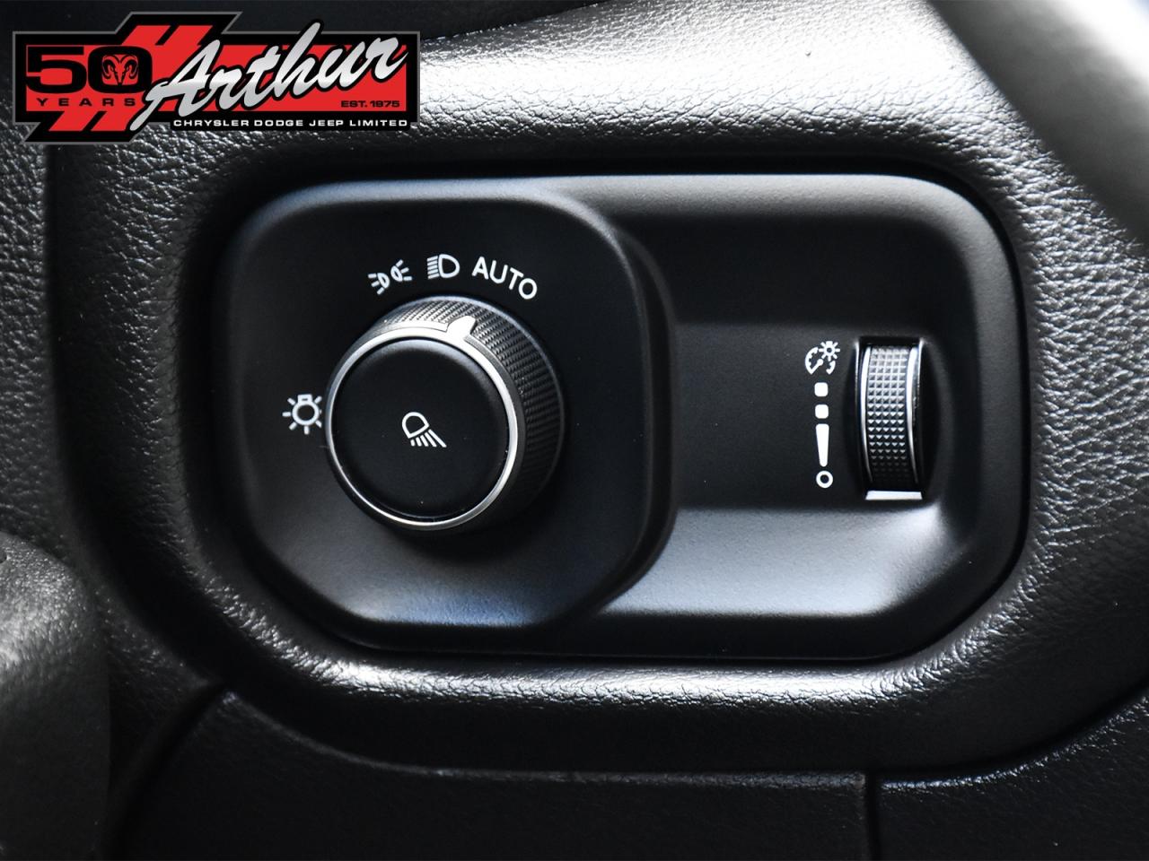 2023 RAM 3500 TRADESMAN CREW CAB 4X4 Photo