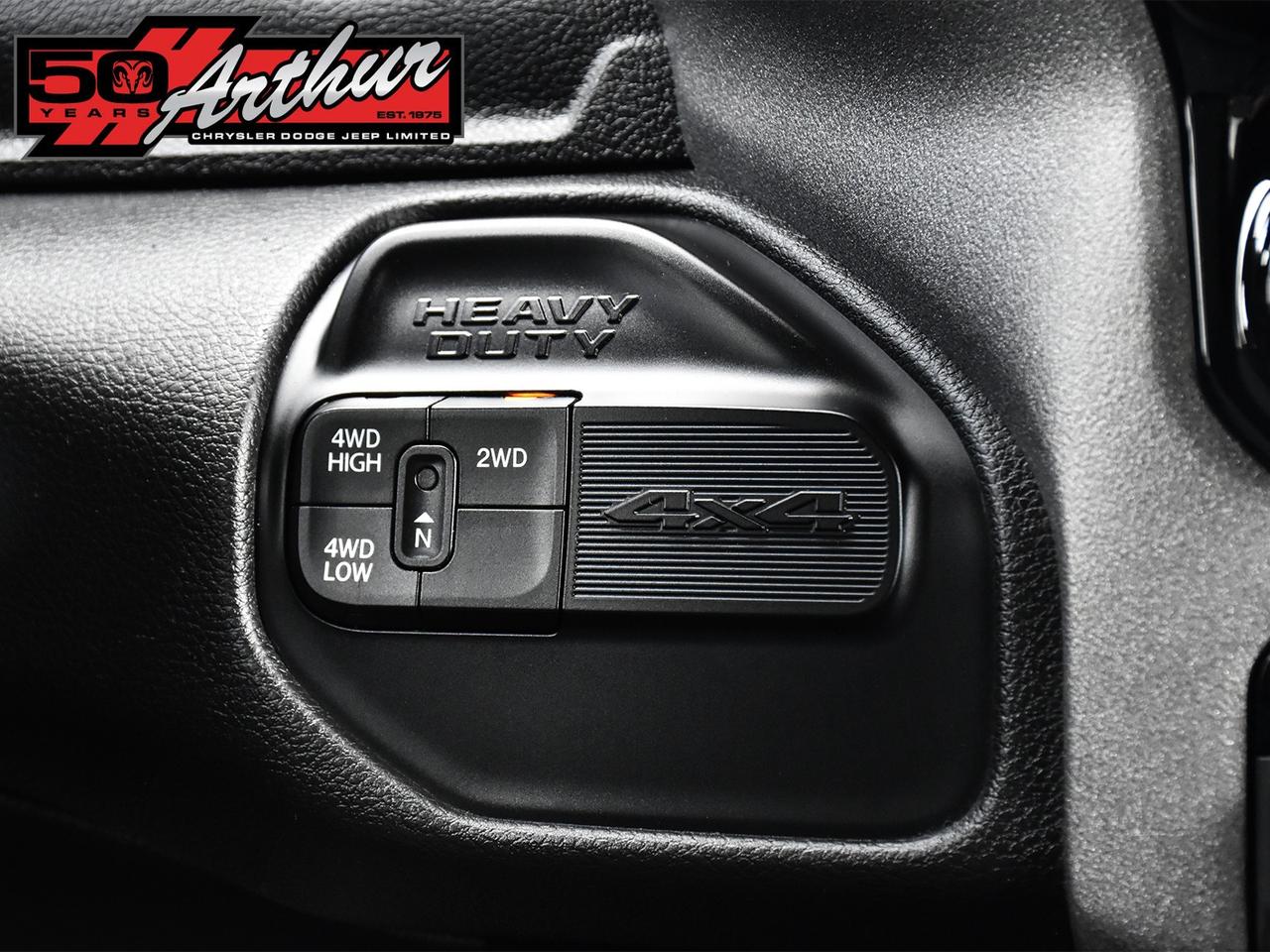 2023 RAM 3500 TRADESMAN CREW CAB 4X4 Photo