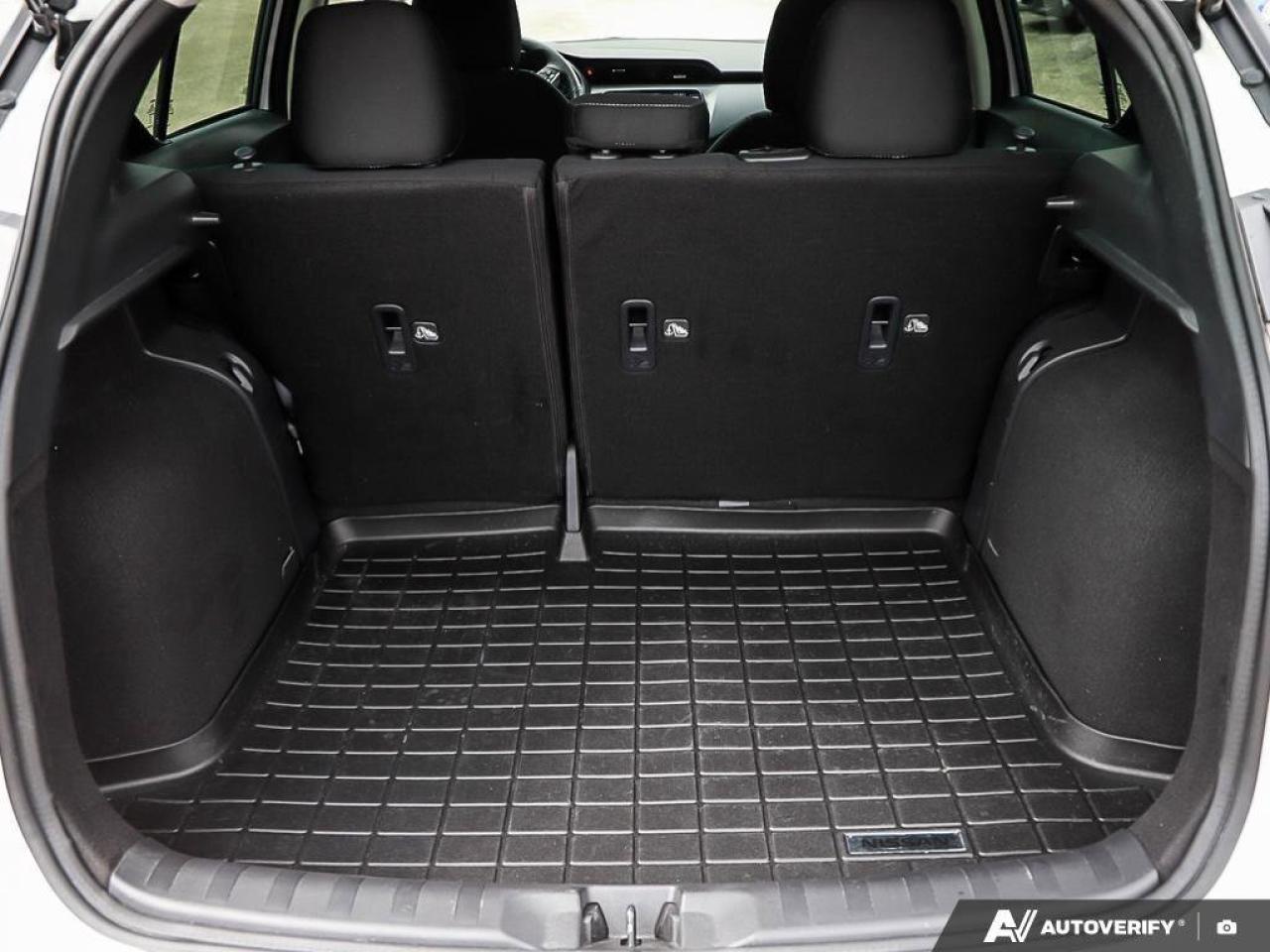 2023 Nissan Kicks SVONE-OWNER, ACCIDENT-FREE, FWD, CARPLAY, HTD SEAT Photo