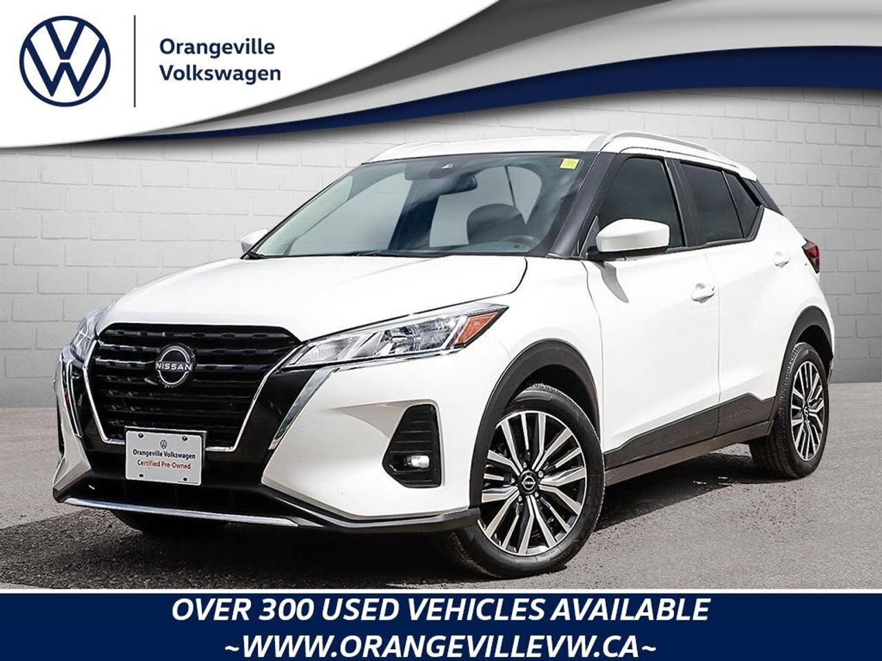 2023 Nissan Kicks SVONE-OWNER, ACCIDENT-FREE, FWD, CARPLAY, HTD SEAT Photo0