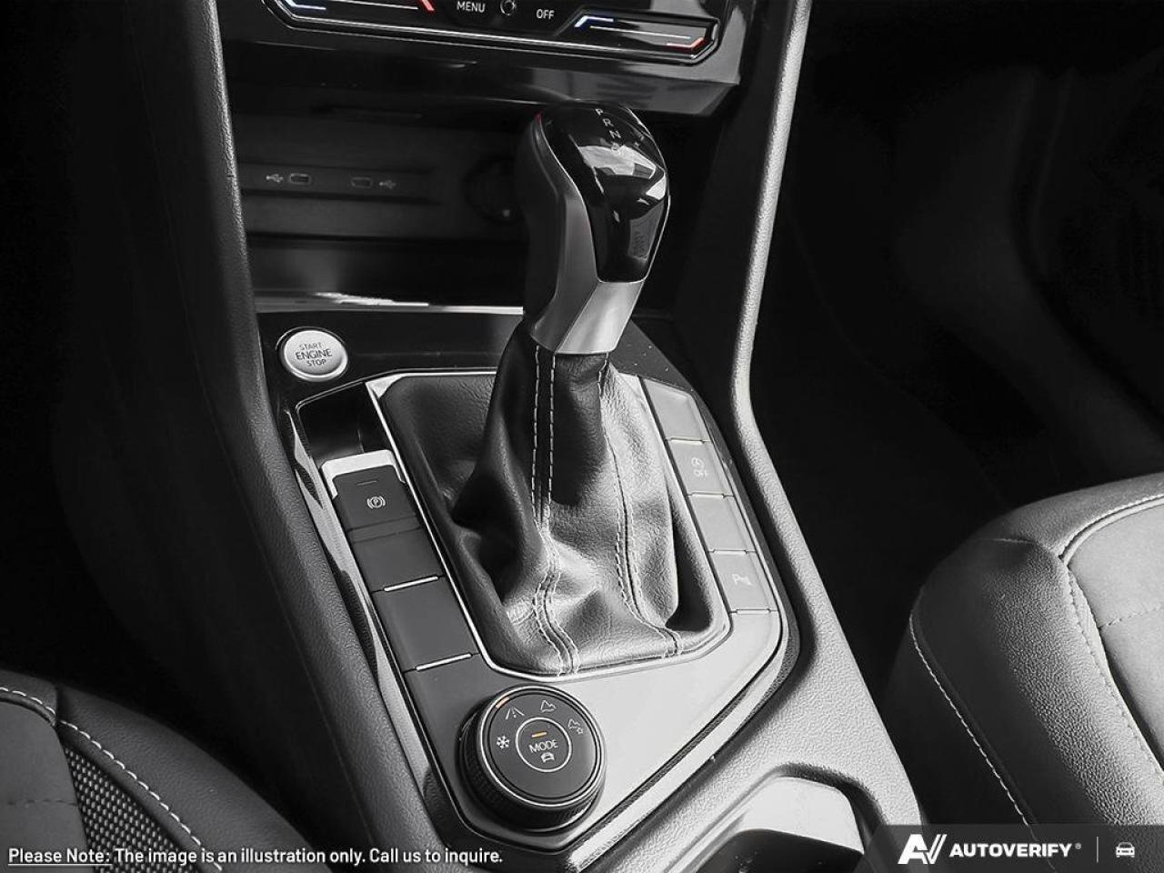 2026 Volkswagen Taos SE Black 4MOTION Photo