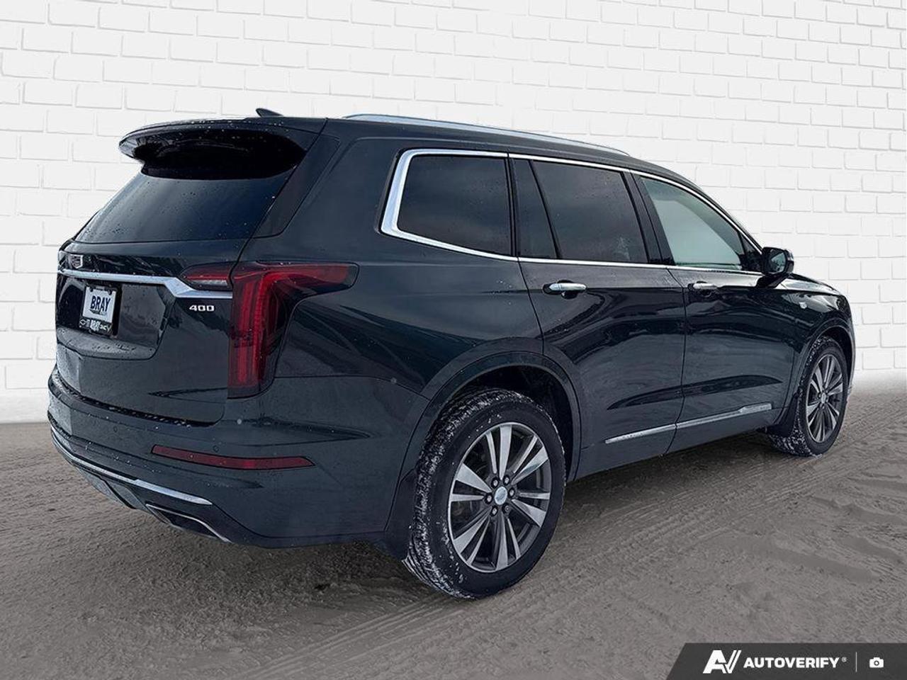 2021 Cadillac XT6 Premium Luxury   LEATHER SEATING, DUAL SUNROOF, AL Photo4