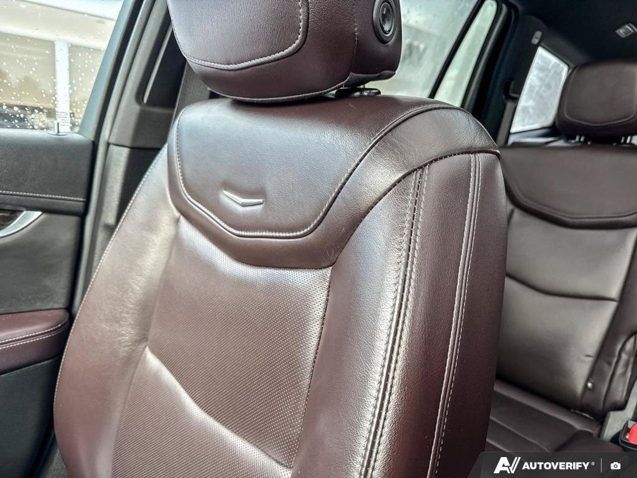 2021 Cadillac XT6 Premium Luxury LEATHER SEATING, DUAL SUNROOF, ALL Photo